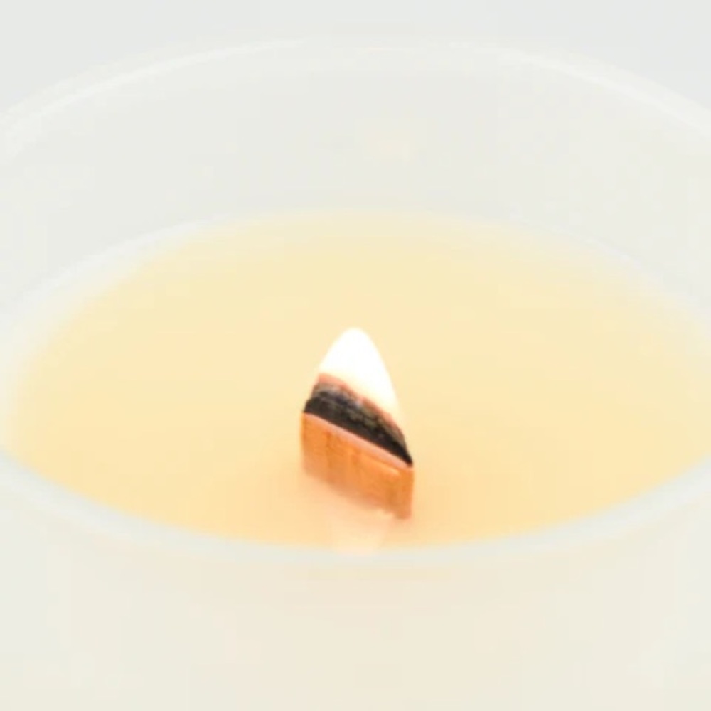 DW Home Charming Farmhouse Vanilla Brûlée Single Wick Candle 8.1 oz - Picture 7 of 7
